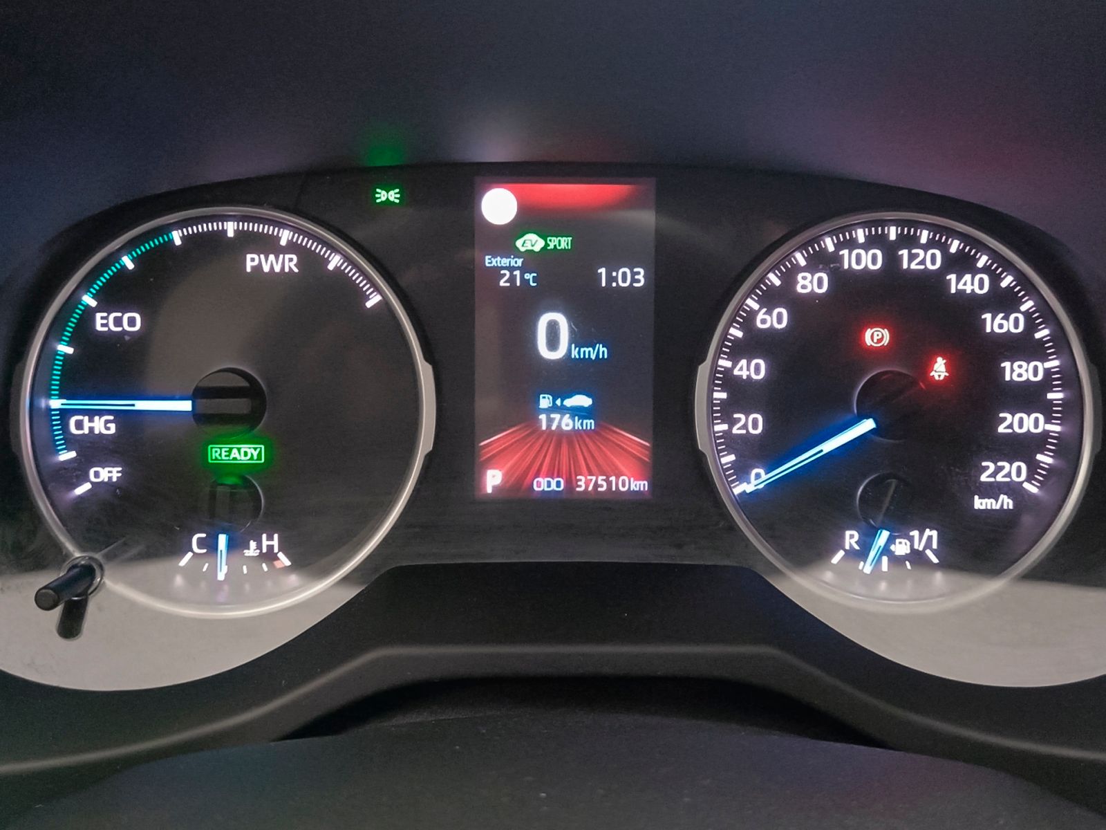 Toyota RAV4 220H Business - foto 16