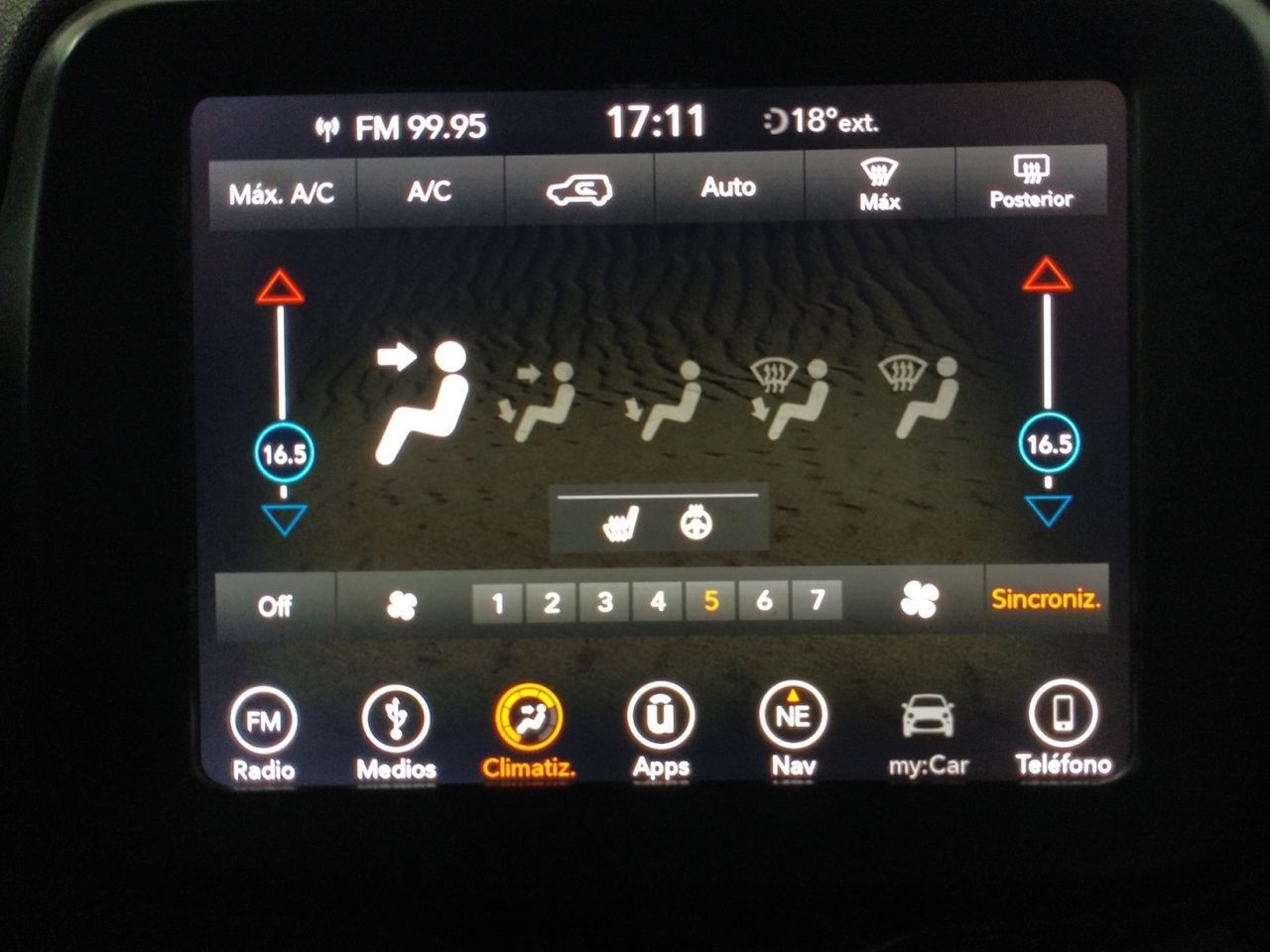Jeep Renegade 1.0G Longitude 4x2 - foto 17