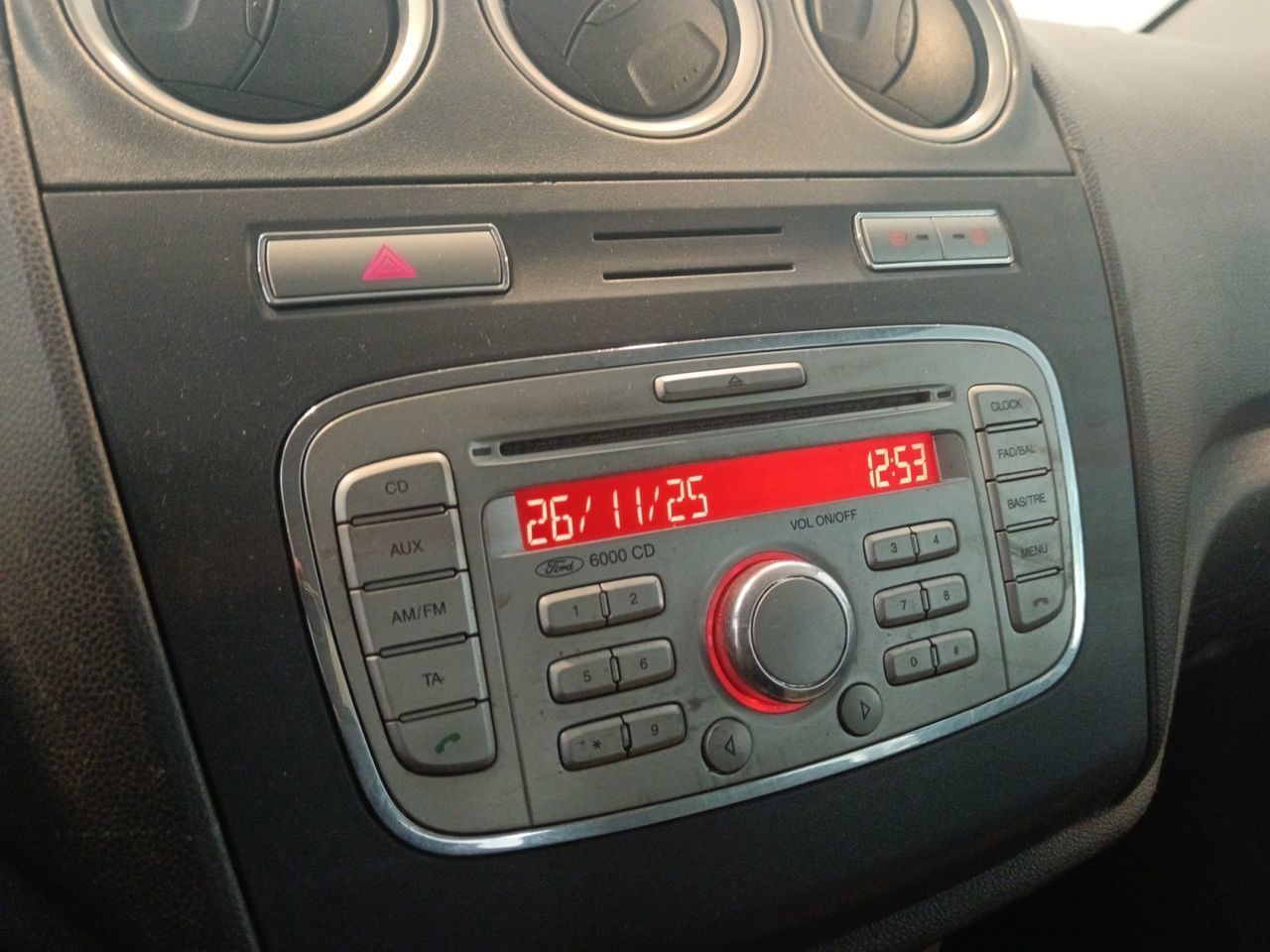 Ford Tourneo Connect 1.8 TDCi Kombi Trend - foto 15