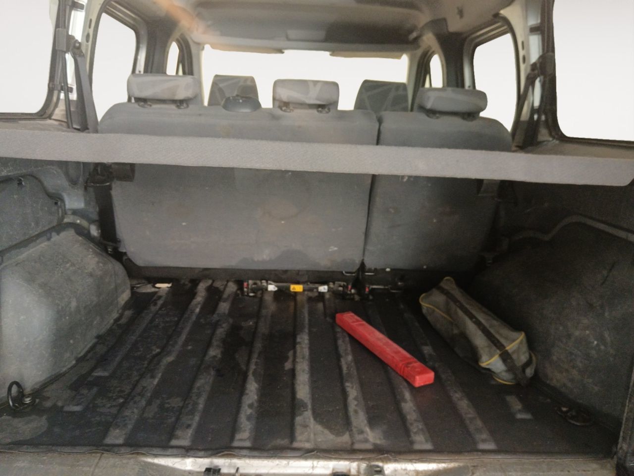 Ford Tourneo Connect 1.8 TDCi Kombi Trend - foto 12