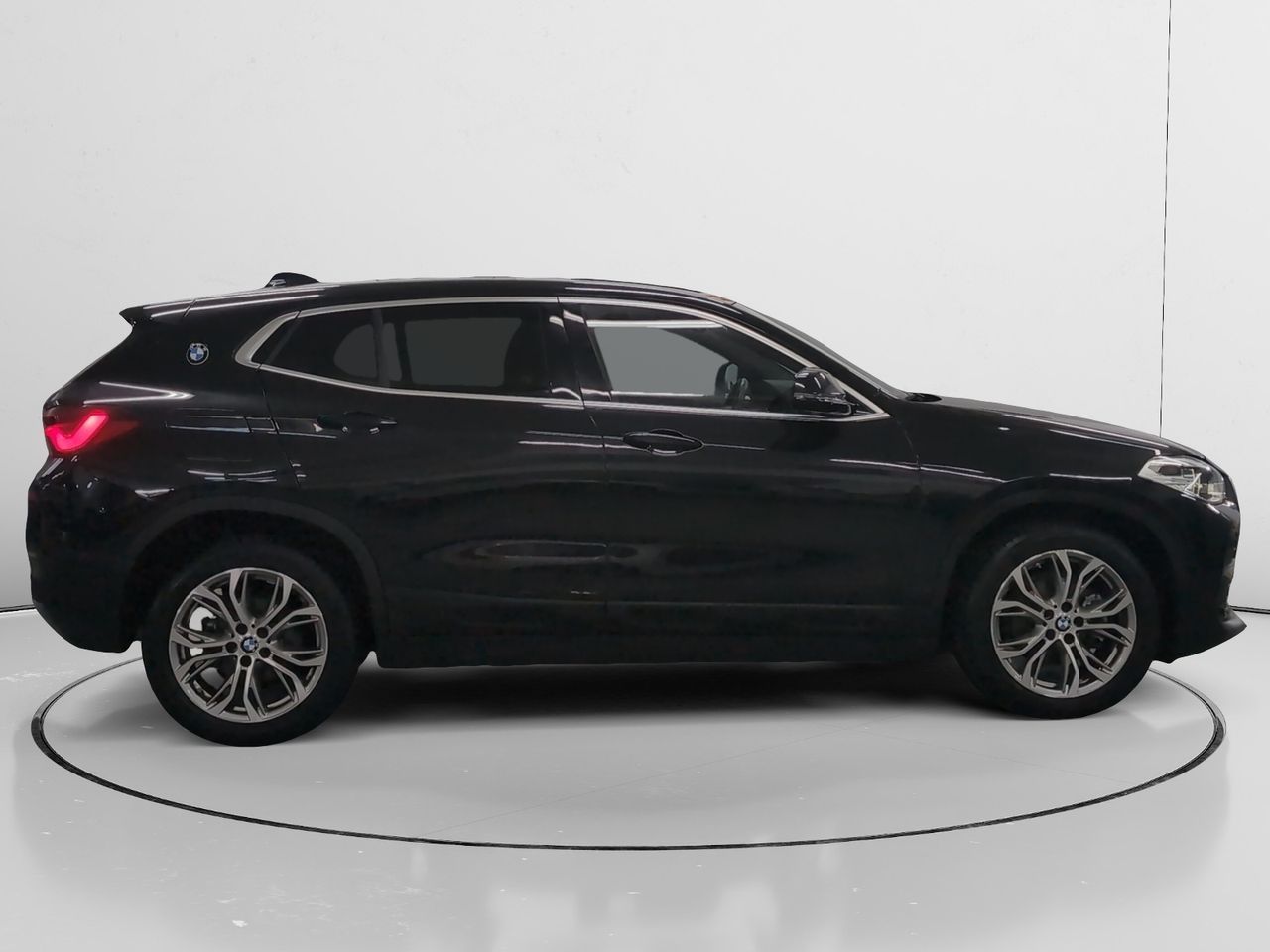BMW X2 sDrive18i - foto 2