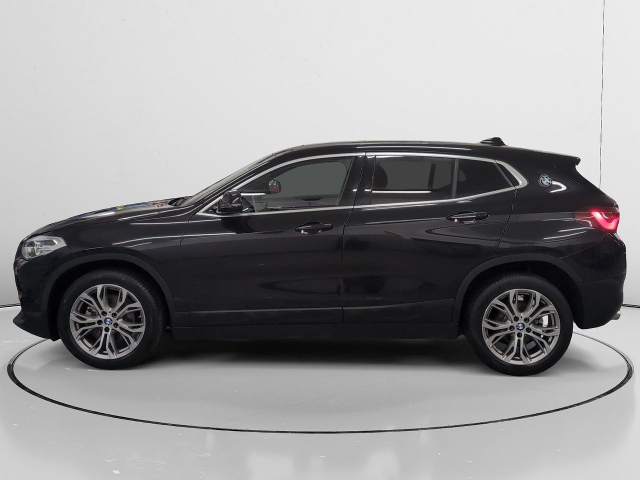 BMW X2 sDrive18i - foto 6