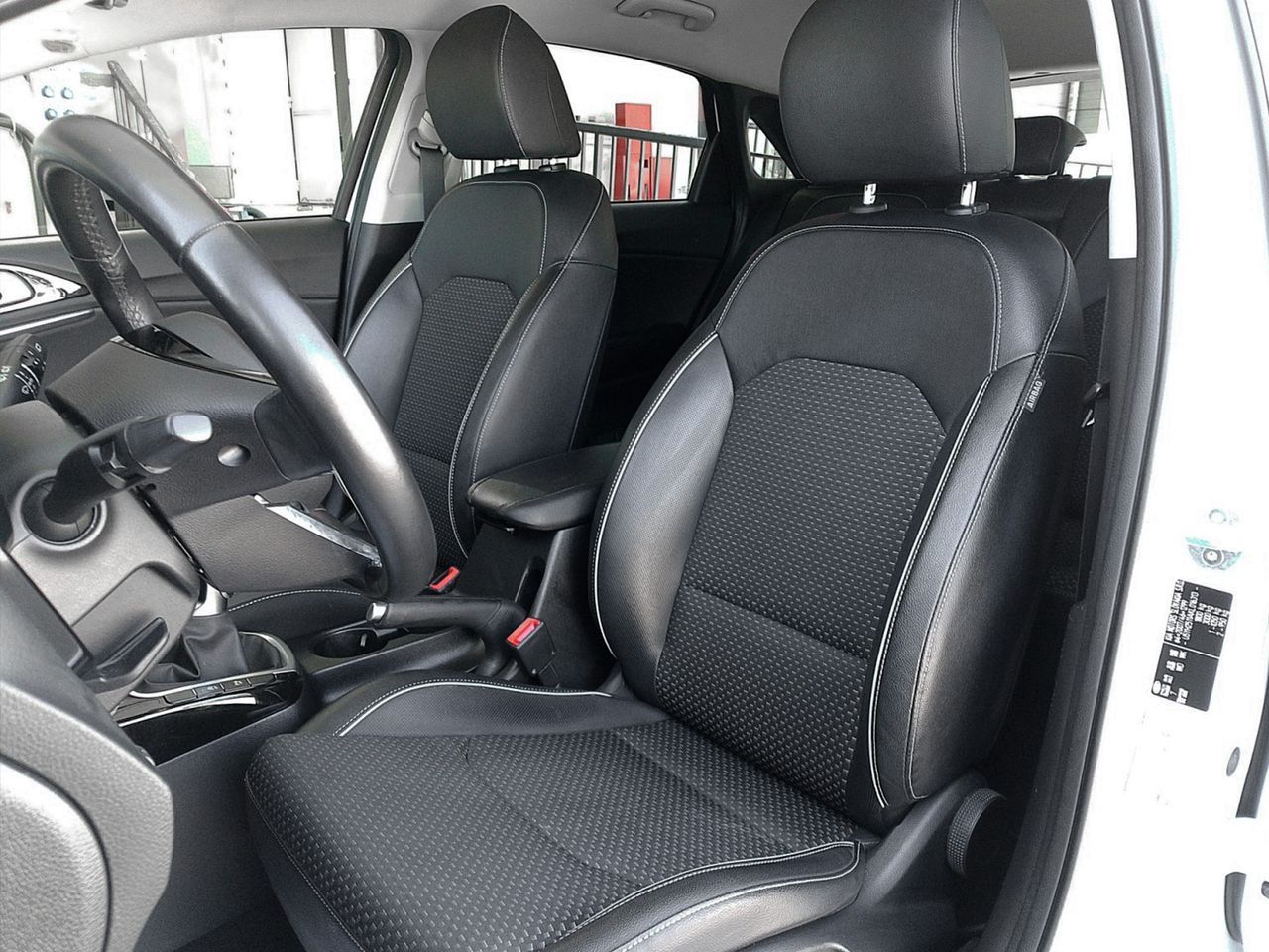 Kia Ceed 1.0 T-GDi Tech - foto 22