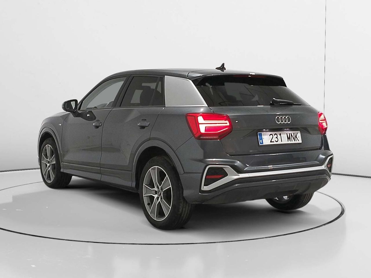 Audi Q2 S line 30 TDI - foto 4