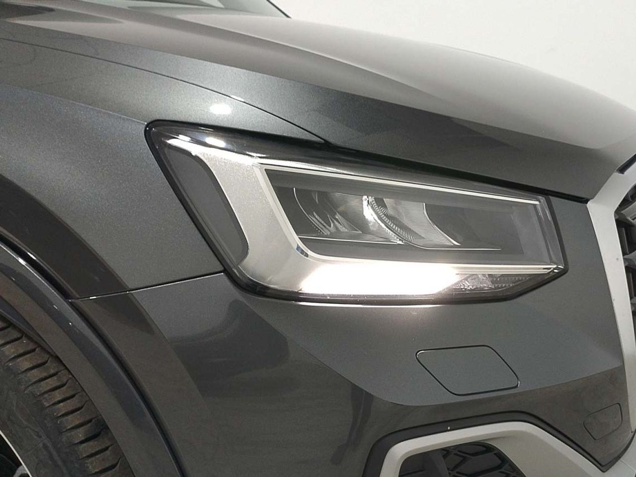Audi Q2 S line 30 TDI - foto 25