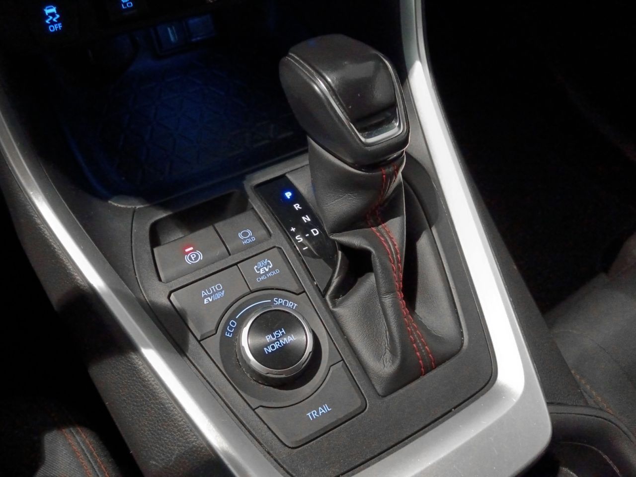 Toyota RAV4 2.5l PLug-In Hybrid Advance e-CVT - foto 15