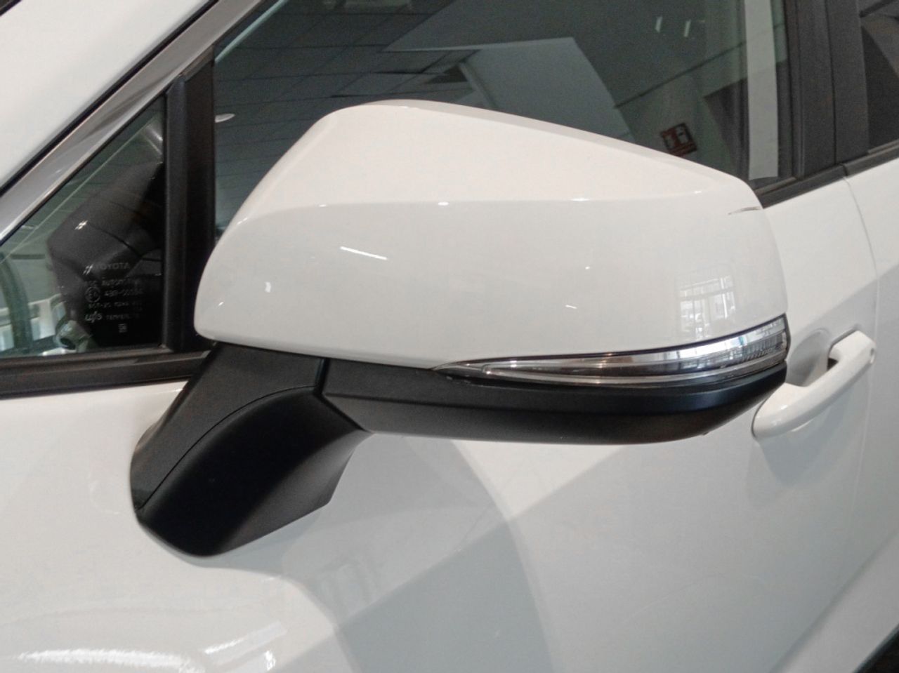 Toyota RAV4 2.5l PLug-In Hybrid Advance e-CVT - foto 23