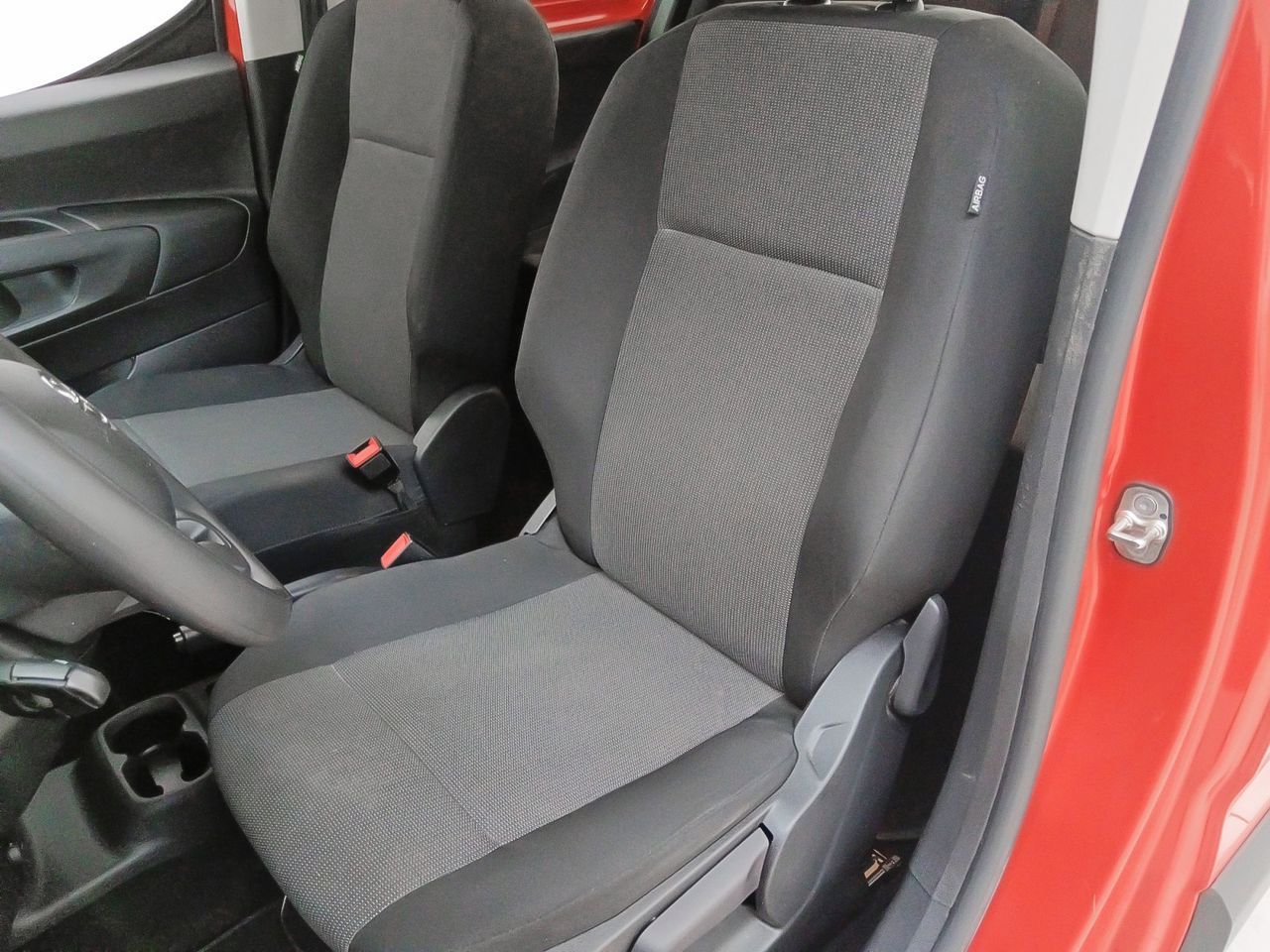 Toyota Proace City 1.5D GX Combi L1 - foto 21