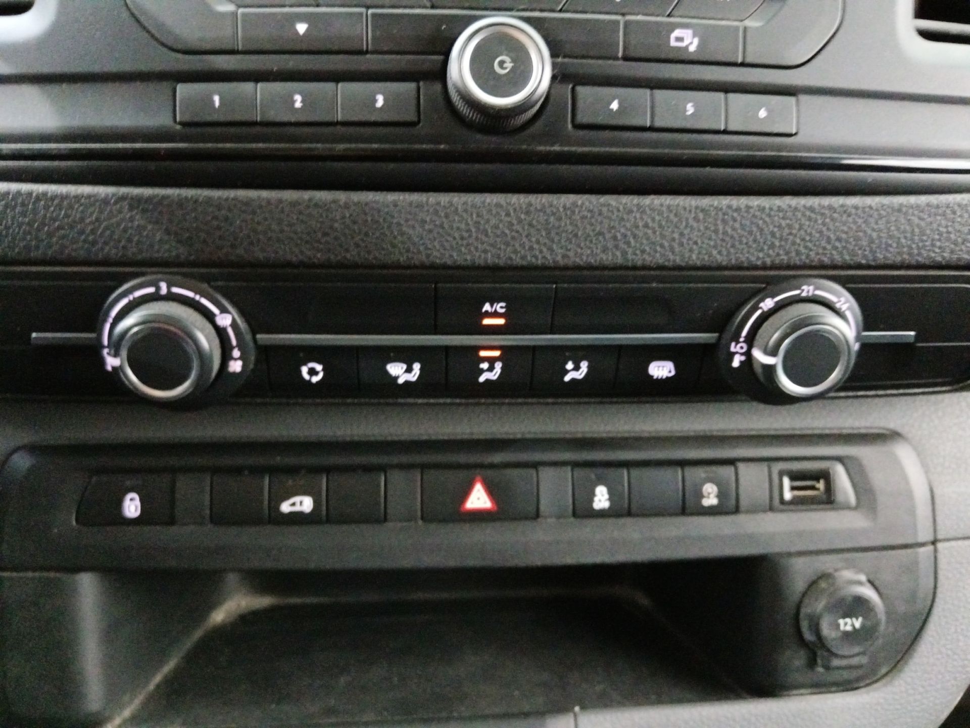 Opel Vivaro Furgon 1.5 Diesel S Standard Express - foto 18