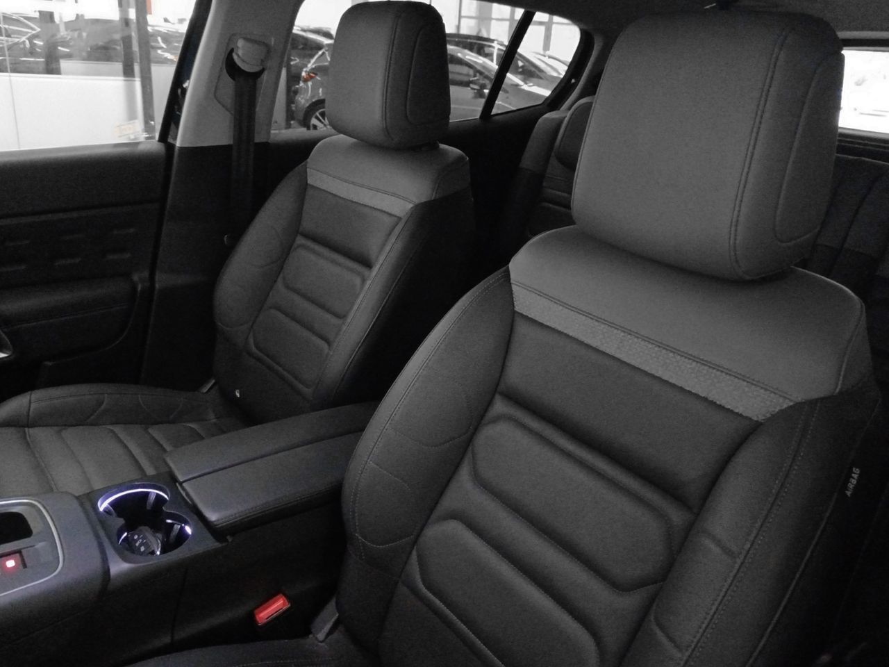 Citroën C5 Aircross Hybrid 225 Shine Pack e-EAT8 - foto 23
