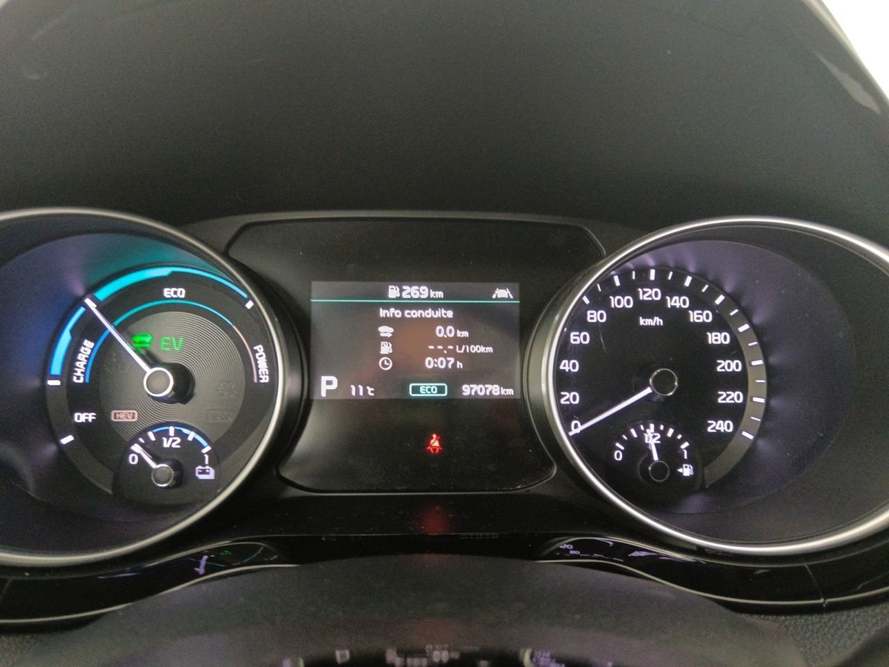 Kia Ceed 1.6 GDi PHEV eDrive - foto 15