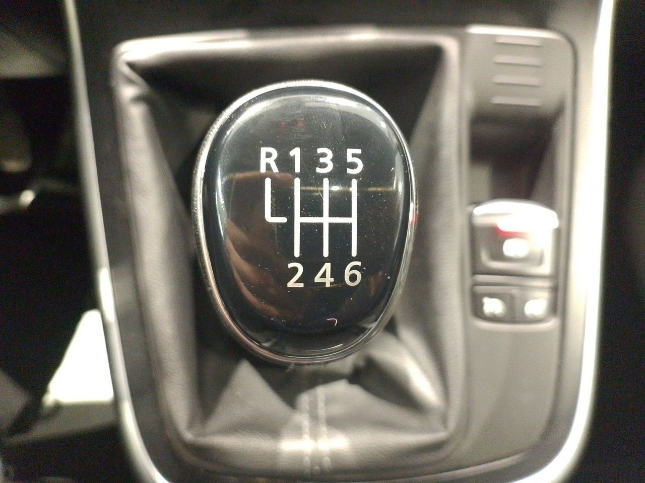 Renault Scénic Limited TCe GPF - foto 13