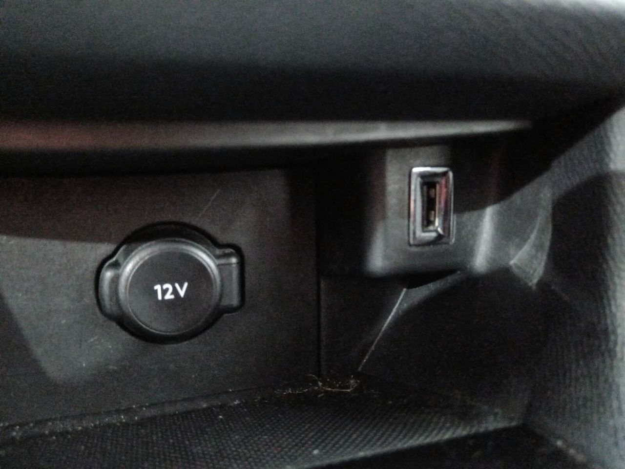 Peugeot 308 BlueHDi 130 Style - foto 21