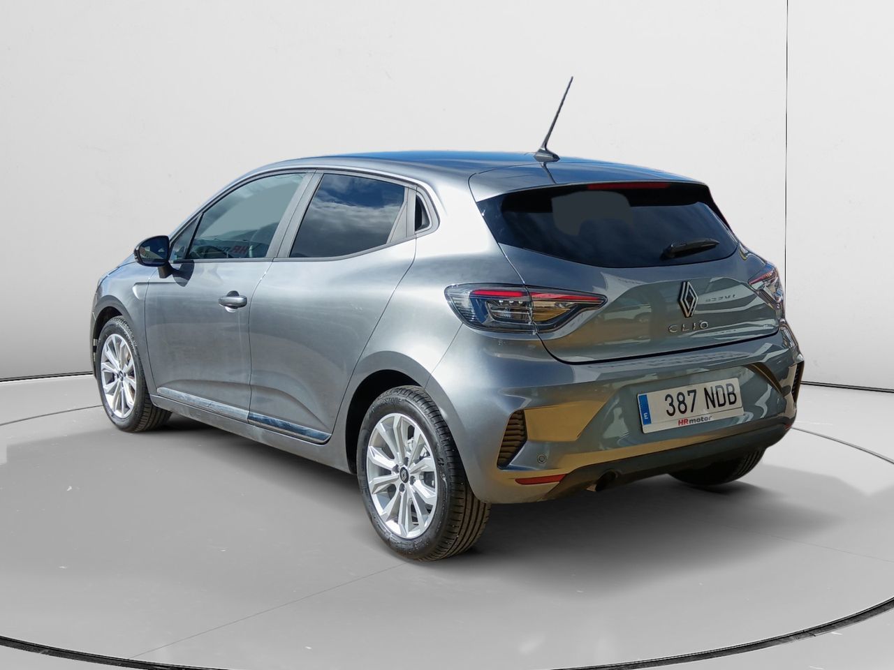 Renault Clio Evolution dCi - foto 4