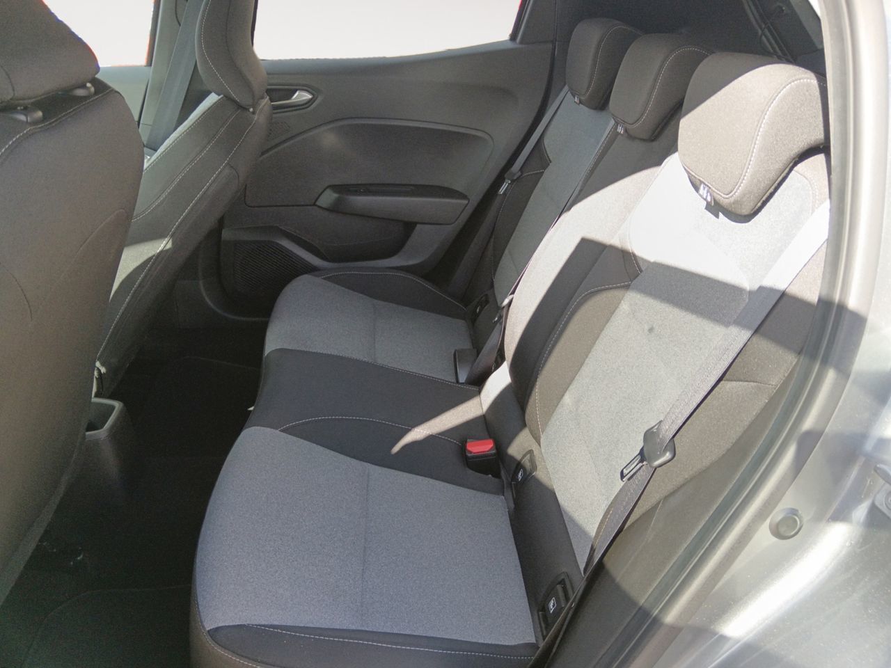 Renault Clio Evolution dCi - foto 9