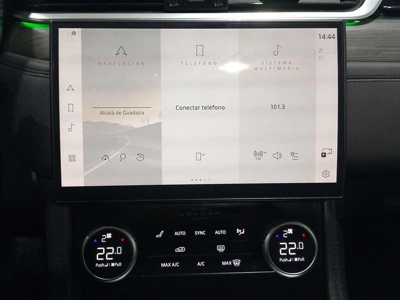 Jaguar F-Pace 2.0D I4 MHEV R-Dynamic SE AWD - foto 17
