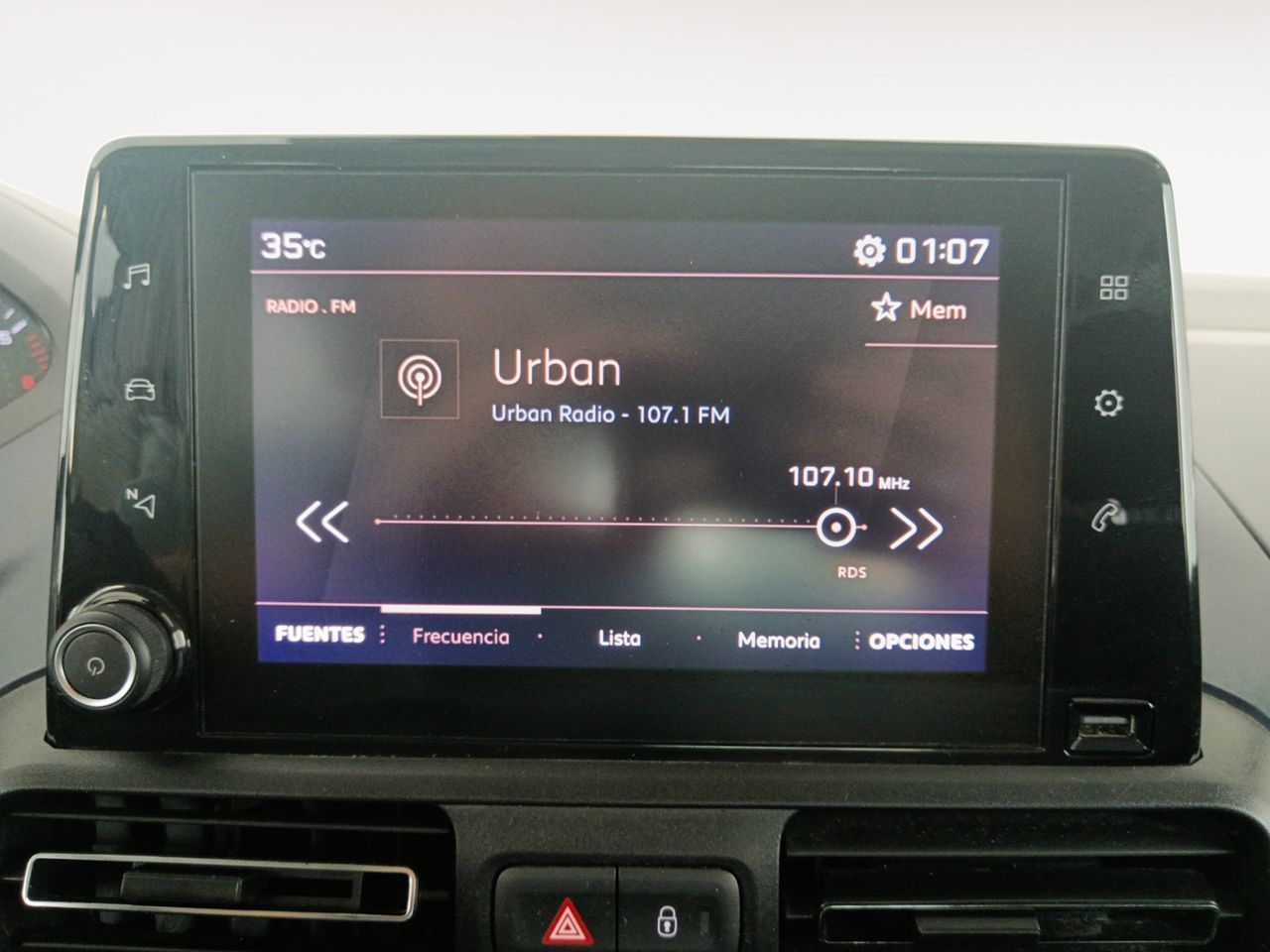 Peugeot Rifter PureTech 130 Allure Pack Standard EAT8 - foto 17