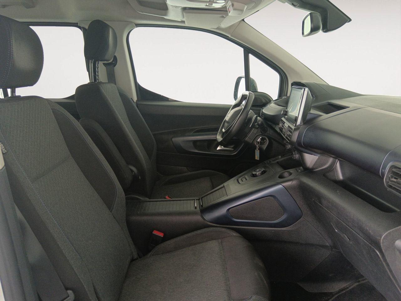 Peugeot Rifter PureTech 130 Allure Pack Standard EAT8 - foto 11