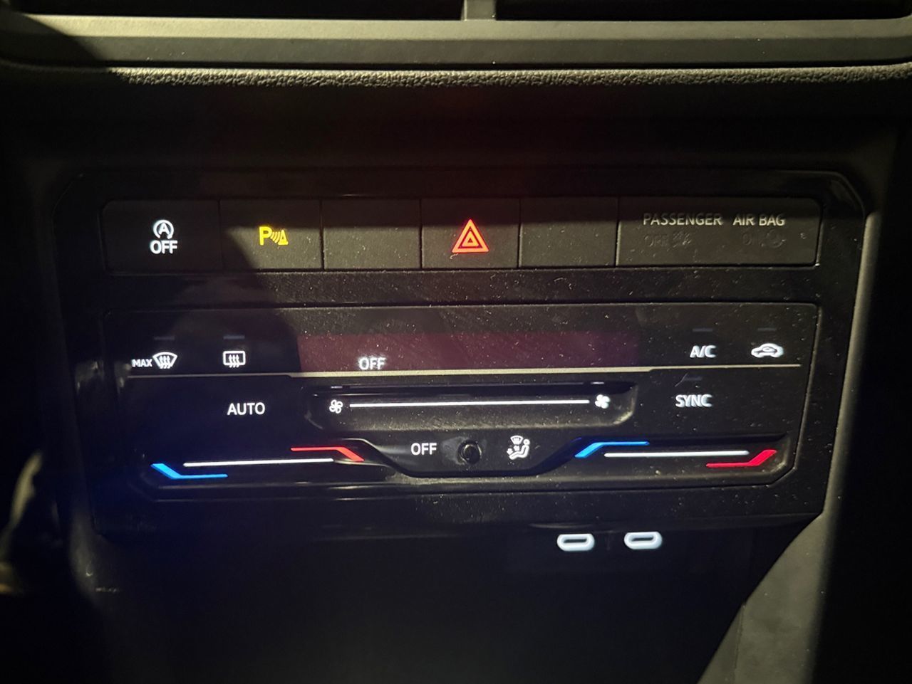 Volkswagen T-Cross Advance 1.0 TSI - foto 20