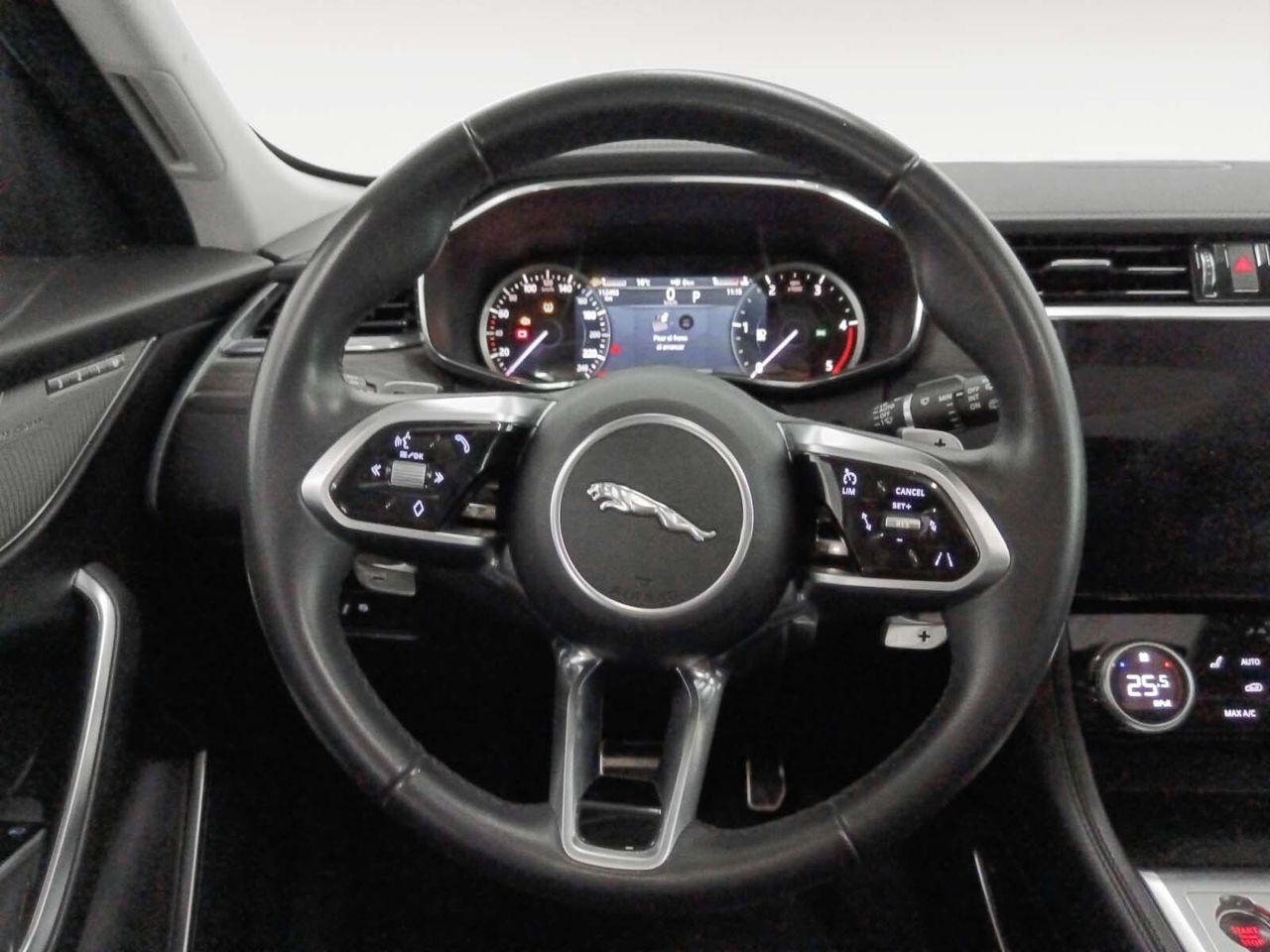 Jaguar F-Pace 2.0D I4 MHEV R-Dynamic SE AWD - foto 8