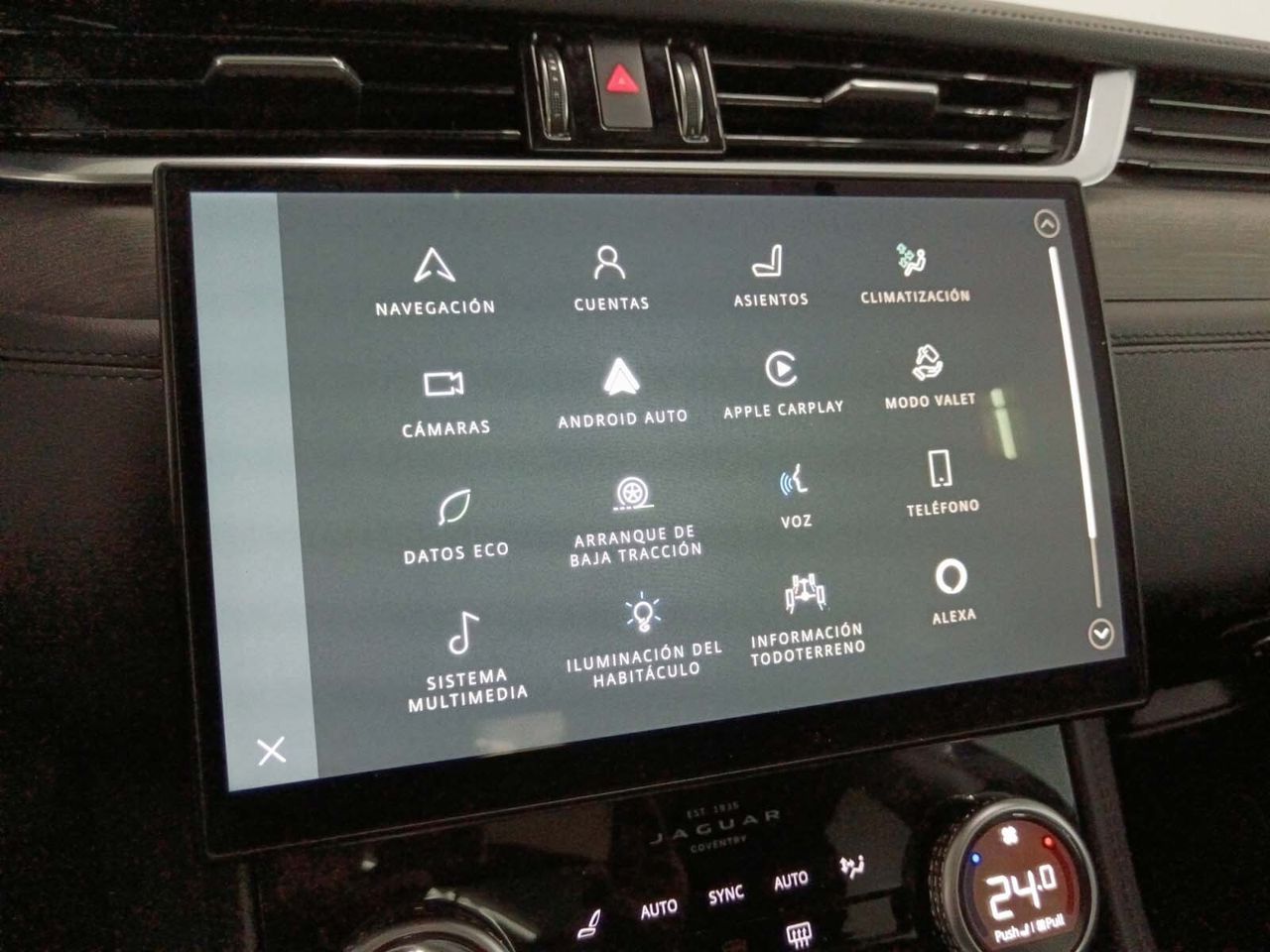 Jaguar F-Pace 2.0D I4 MHEV R-Dynamic SE AWD - foto 17