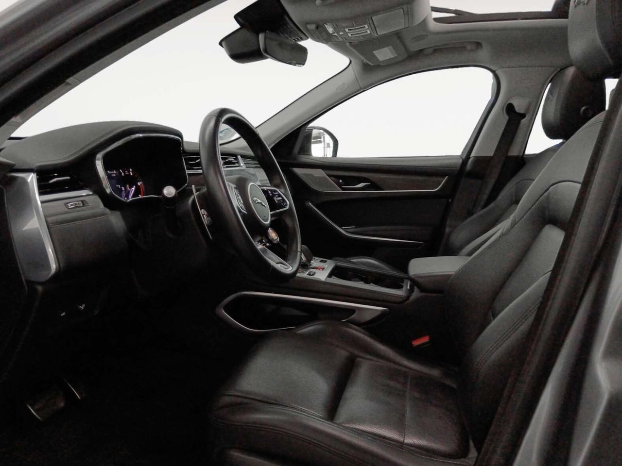 Jaguar F-Pace 2.0D I4 MHEV R-Dynamic SE AWD - foto 9