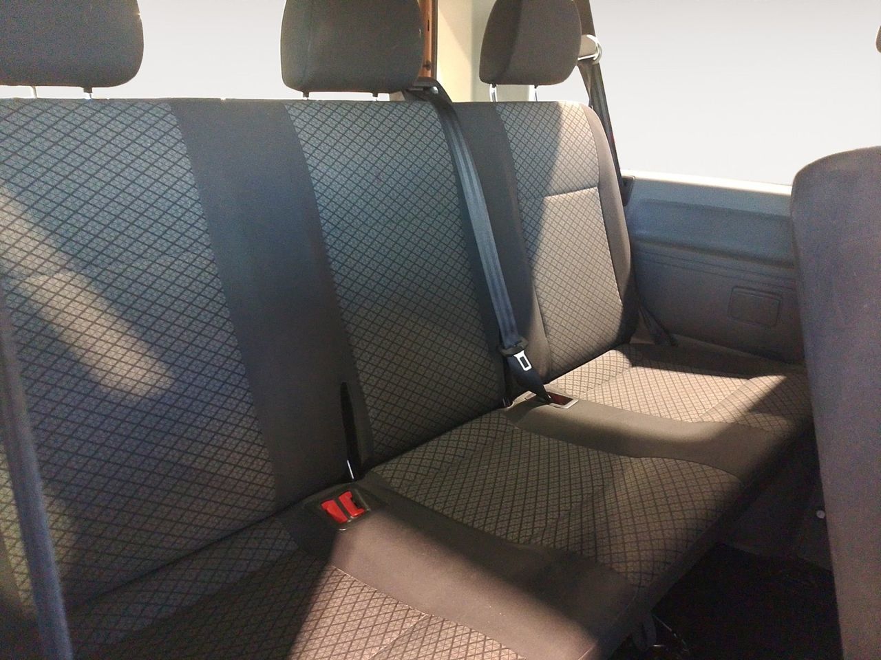 Volkswagen Caravelle Origin Batalla Corta 2.0 TDI BMT - foto 12
