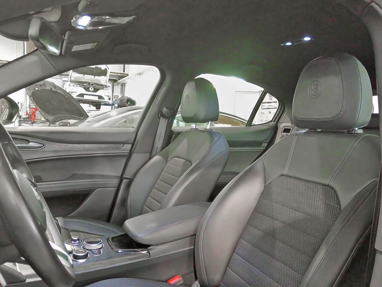 Alfa Romeo Stelvio 2.2 Diesel Sprint RWD - foto 23