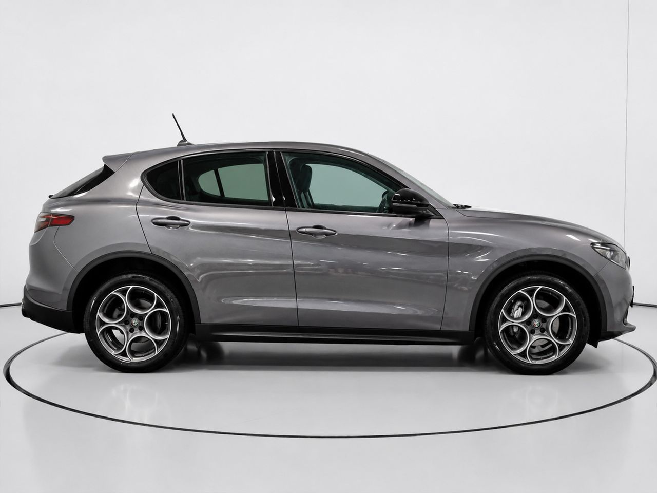 Alfa Romeo Stelvio 2.2 Diesel Sprint RWD - foto 2