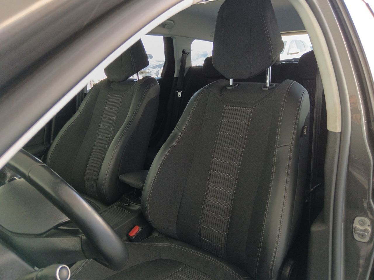 Peugeot 308 PureTech 130 Allure - foto 21