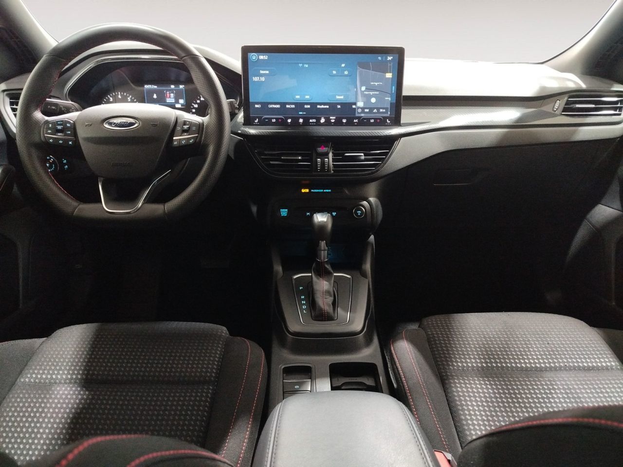 Ford Focus SportBreak 1.0 EcoBoost MHEV ST-Line - foto 6