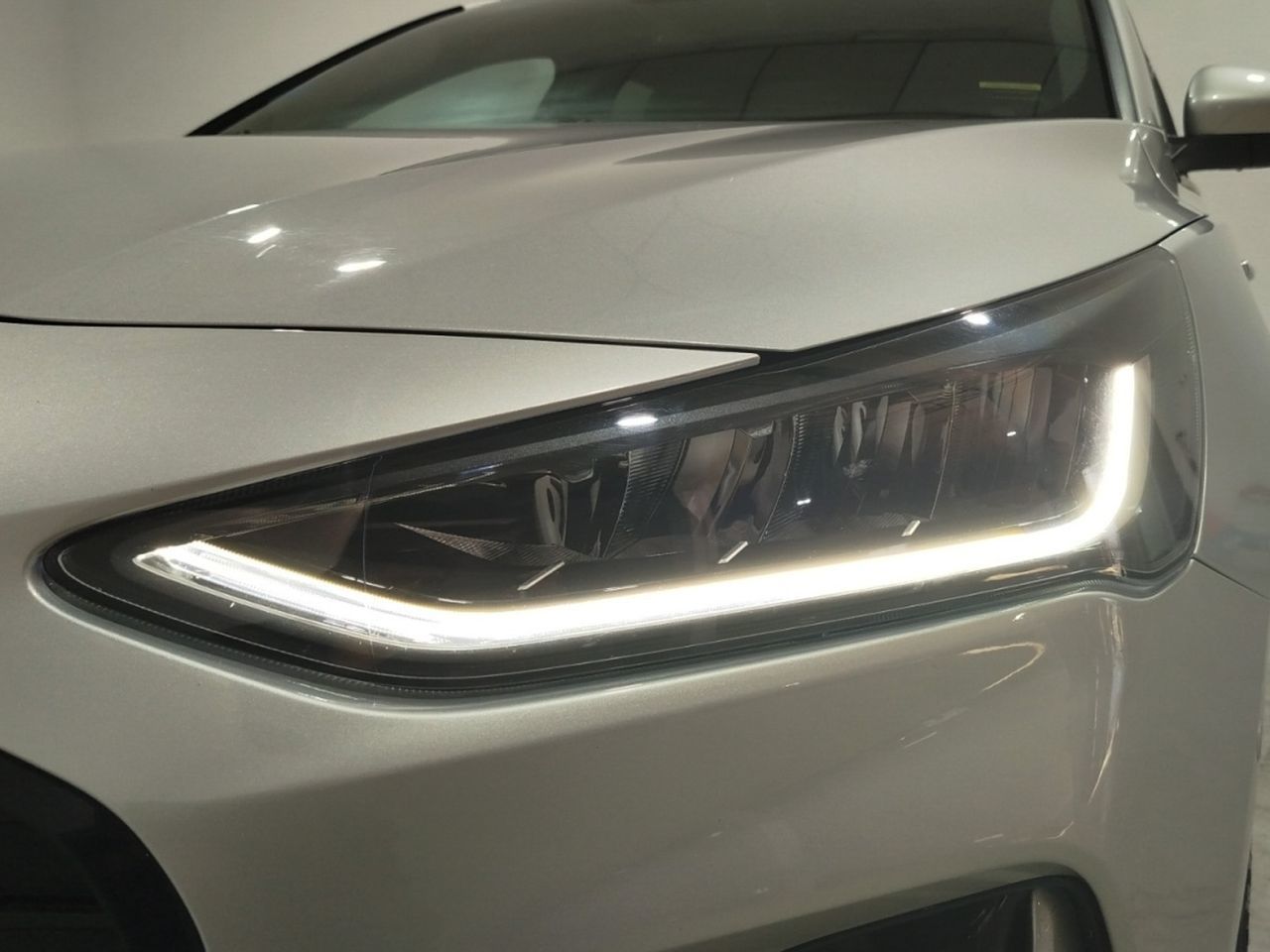 Ford Focus SportBreak 1.0 EcoBoost MHEV ST-Line - foto 22