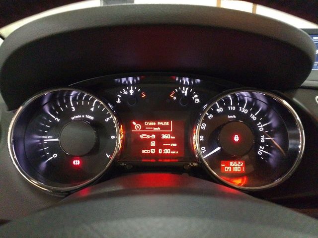 Peugeot 3008 1.2 PureTech Allure - foto 13