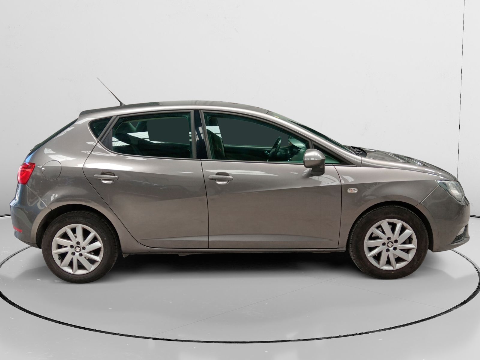 SEAT Ibiza 1.6 TDI Style - foto 2