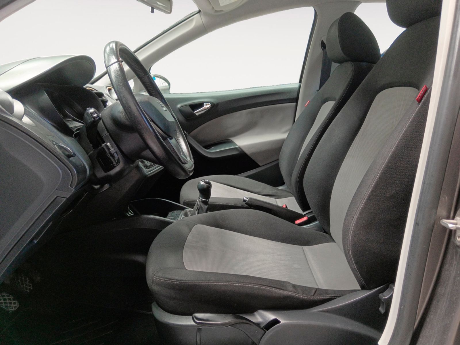 SEAT Ibiza 1.6 TDI Style - foto 11
