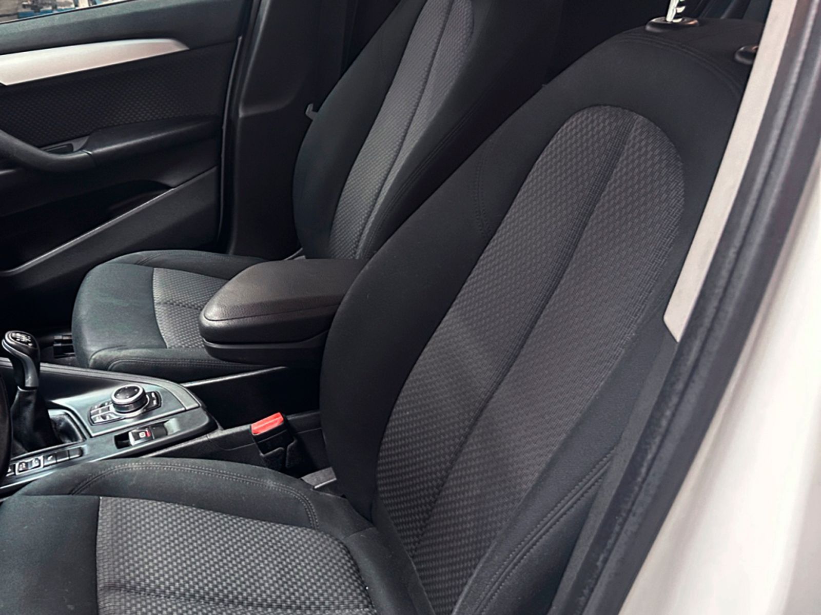 BMW X1 sDrive16d - foto 23