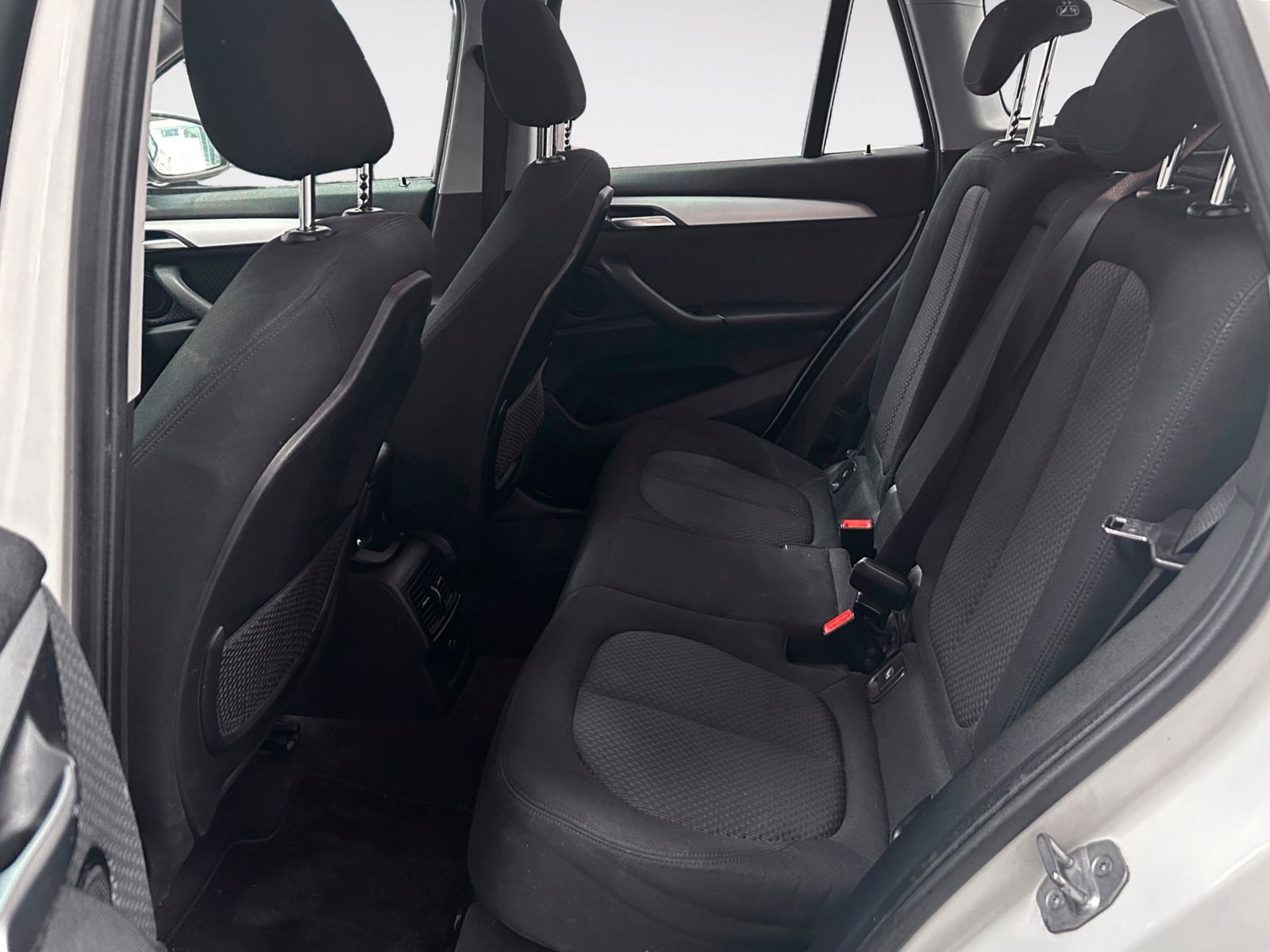 BMW X1 sDrive16d - foto 12