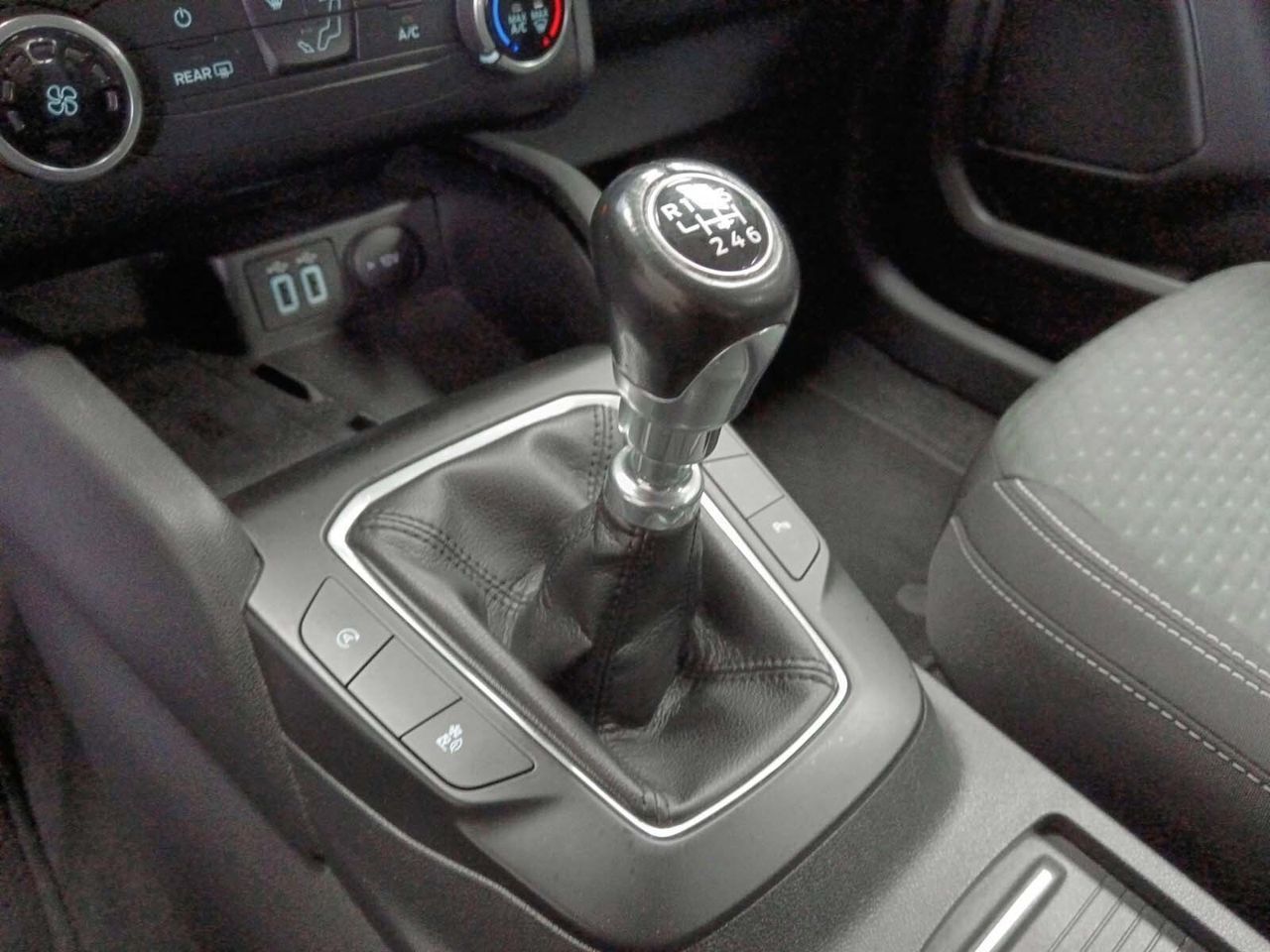 Ford Kuga 1.5 EcoBlue Trend - foto 15