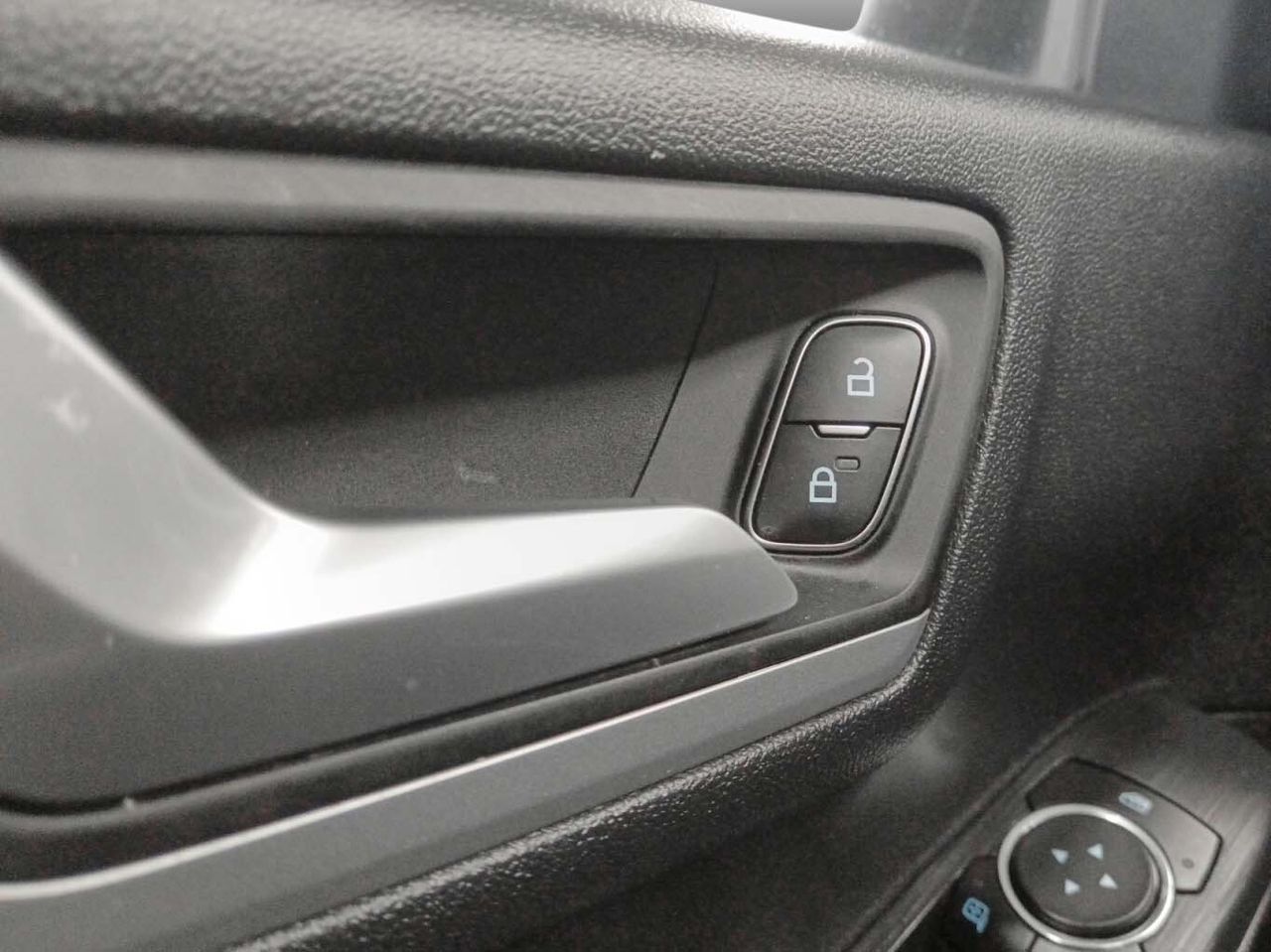 Ford Kuga 1.5 EcoBlue Trend - foto 23