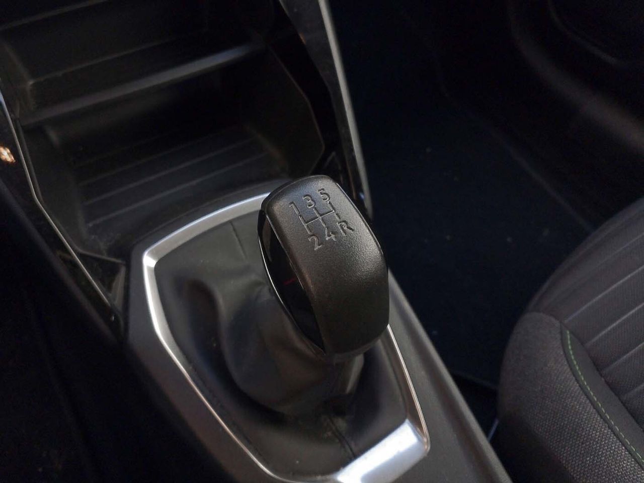 Peugeot 208 PureTech 75 Active - foto 14