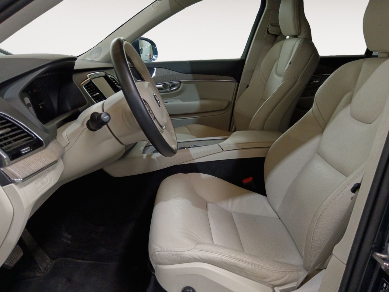 Volvo XC90 T8 Core Recharge AWD - foto 10