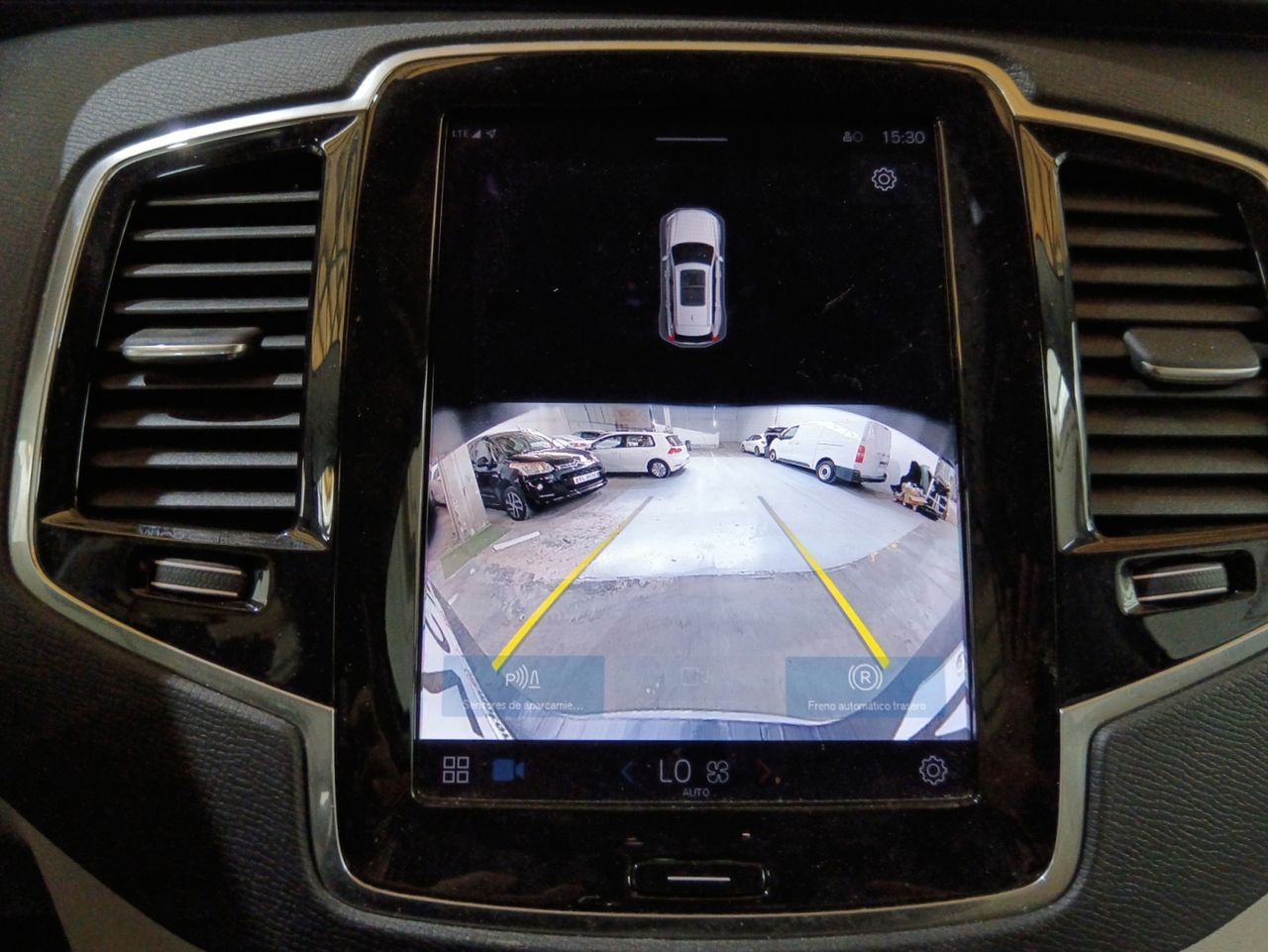 Volvo XC90 T8 Core Recharge AWD - foto 18
