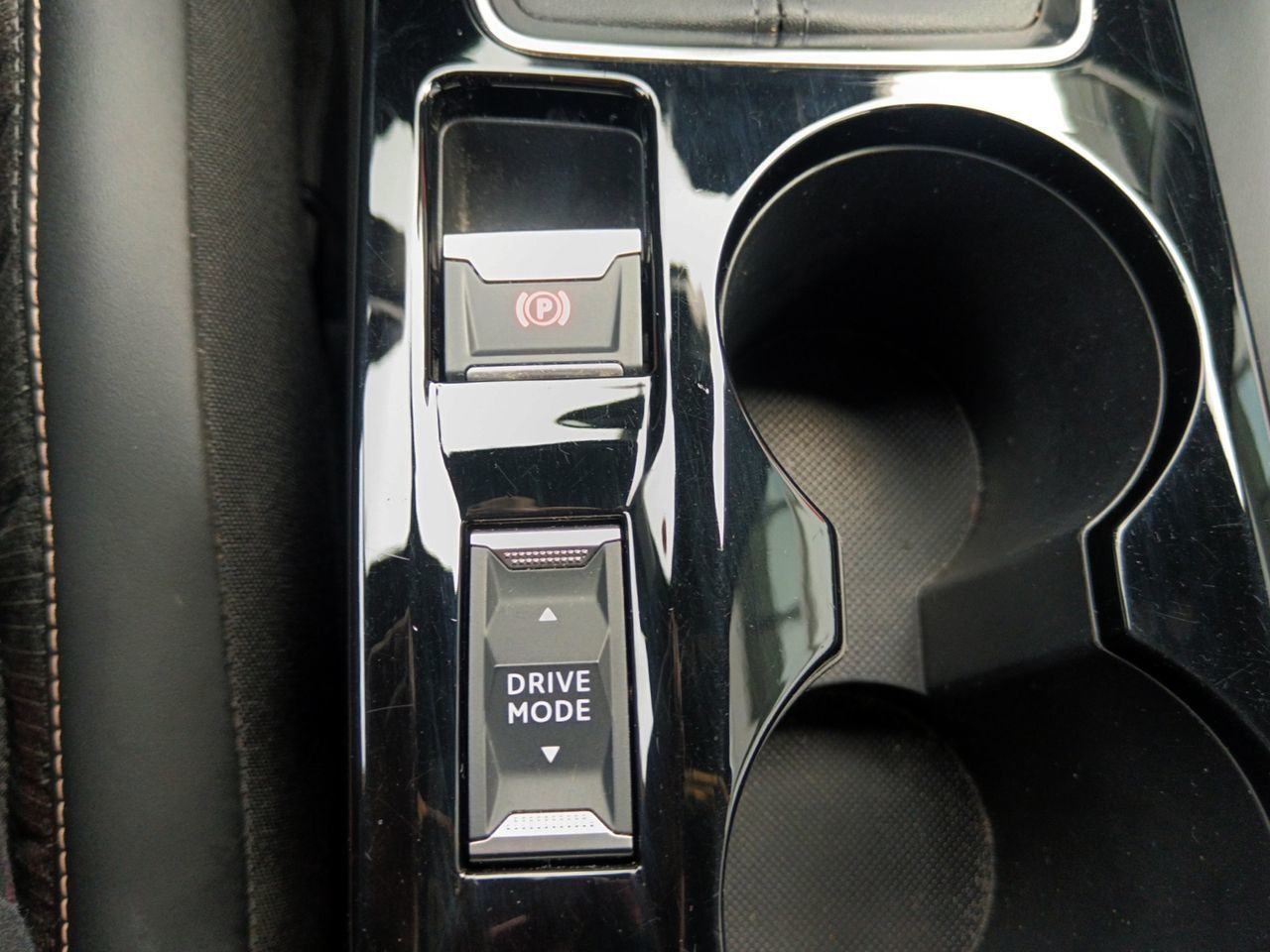Peugeot 2008 PureTech 100 Allure - foto 13