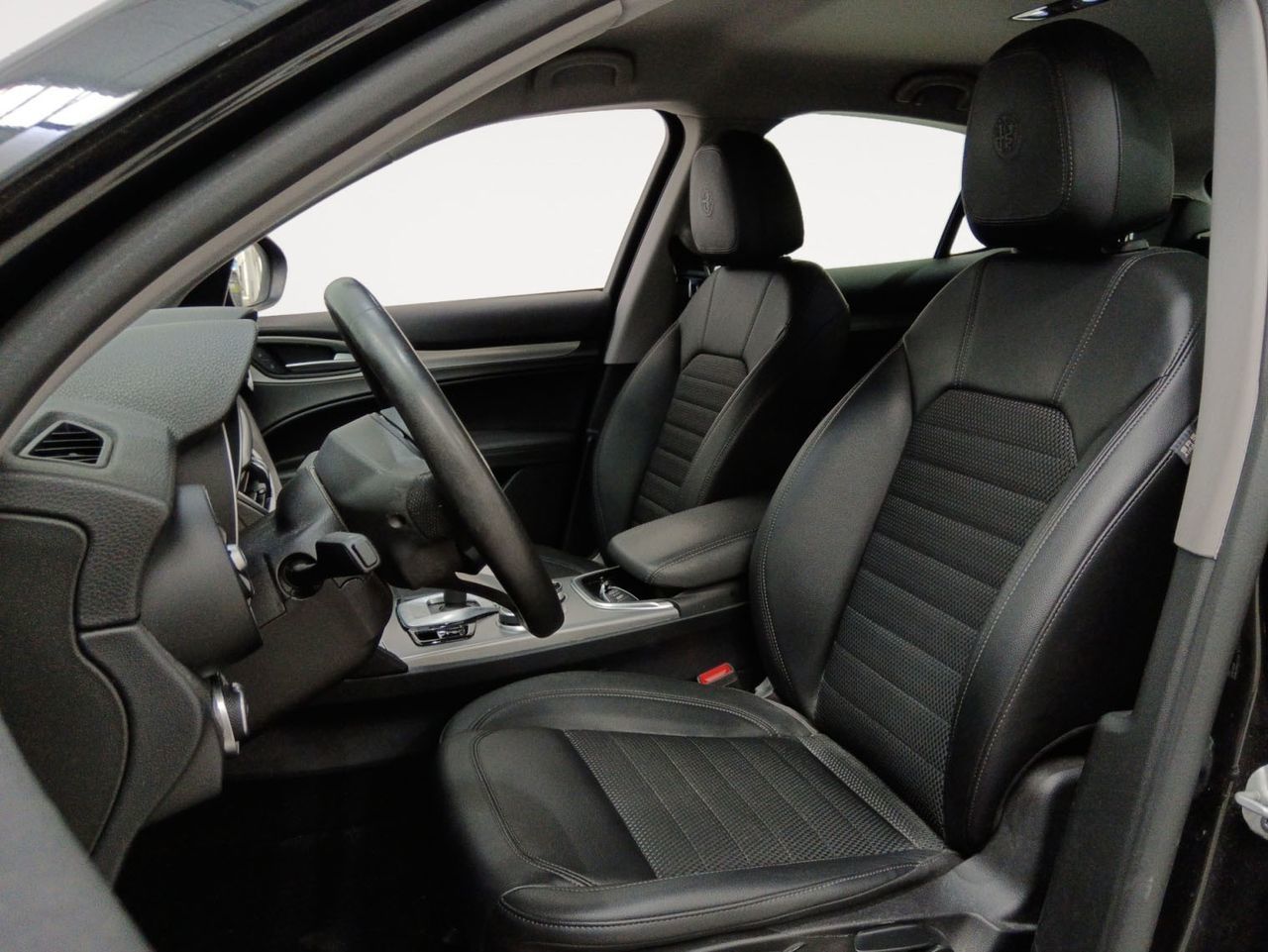 Alfa Romeo Stelvio 2.2 Diesel Sprint RWD - foto 9