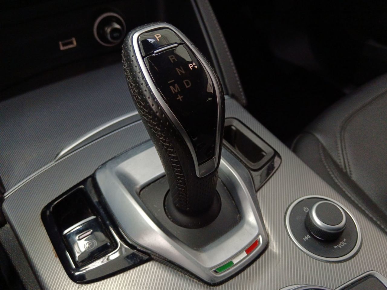 Alfa Romeo Stelvio 2.2 Diesel Sprint RWD - foto 13