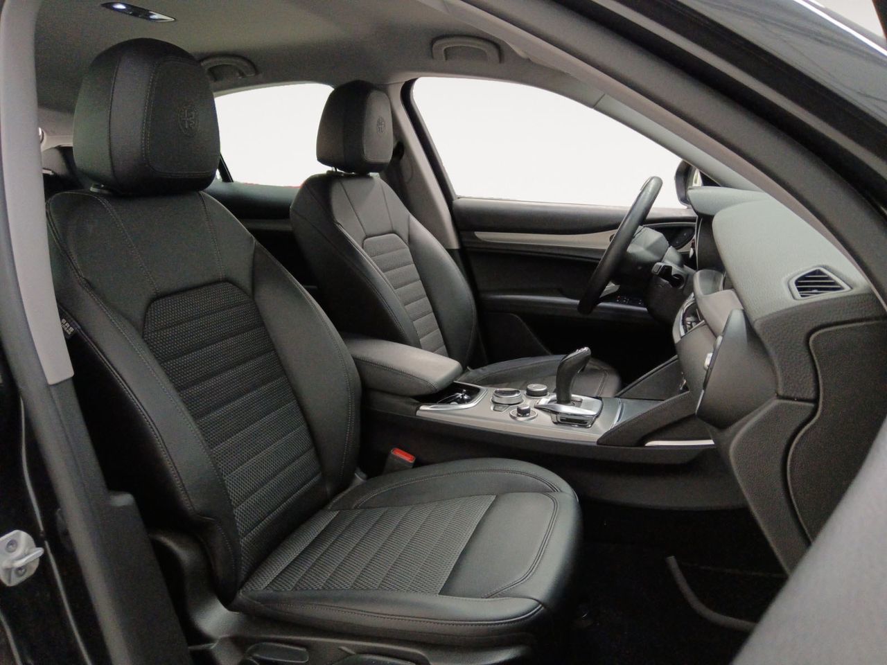 Alfa Romeo Stelvio 2.2 Diesel Sprint RWD - foto 11