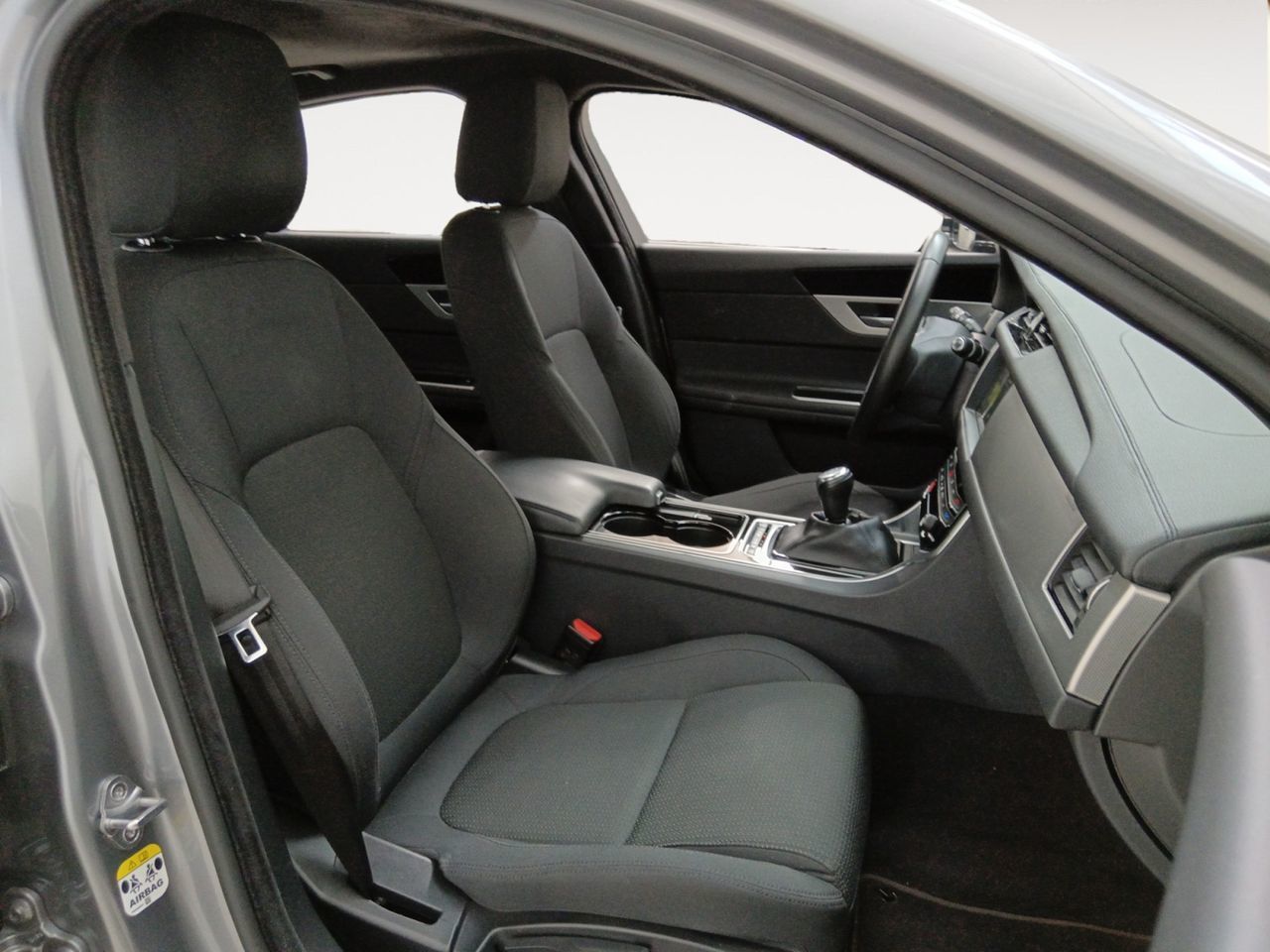 Jaguar XF 2.0 D I4 Pure - foto 10