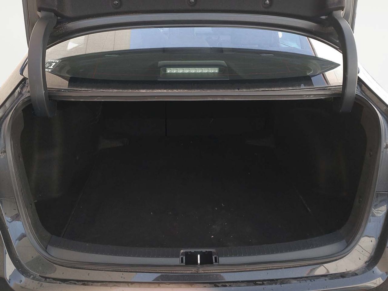 Toyota Corolla 1.5 Sedan - foto 13