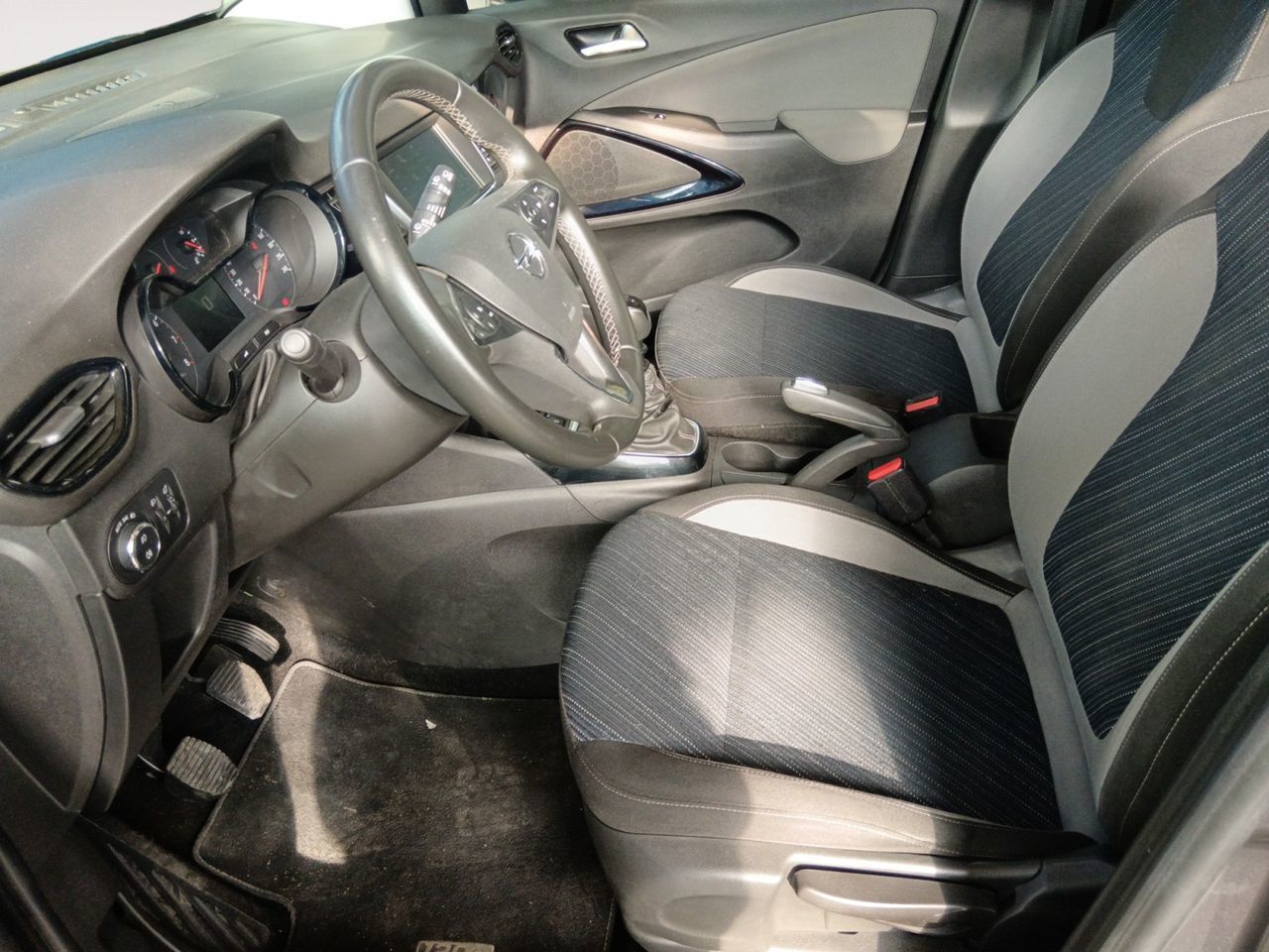 Opel Crossland 1.2 Design Line 120 Aniversario - foto 8