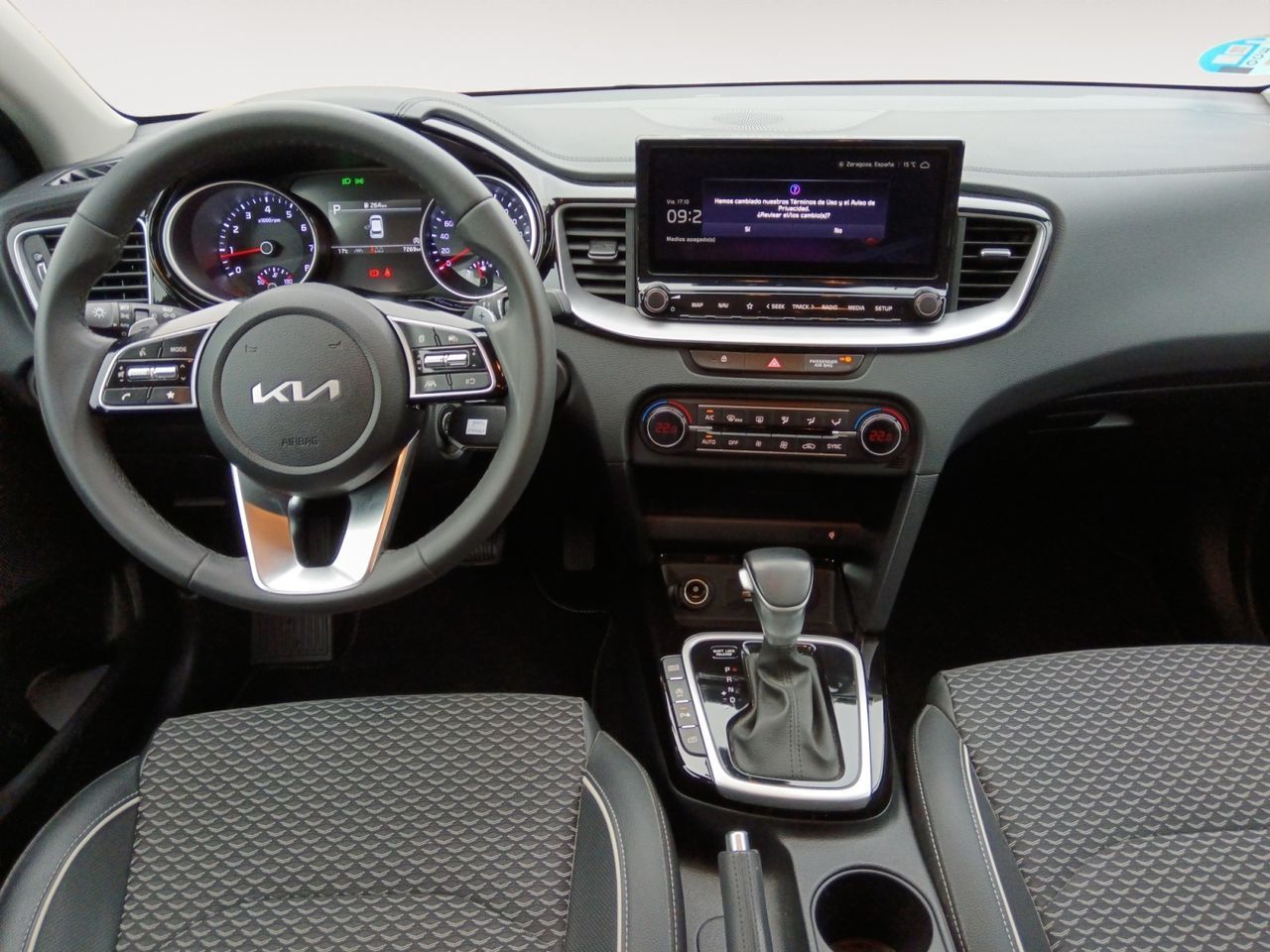 Kia Ceed 1.5 MHEV Tech DCT - foto 6